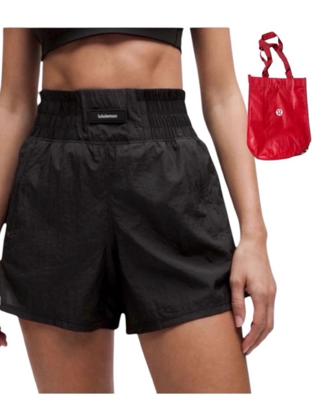 Lululemon NWT Lightweight Super High Rise Training 4"
Shorts Black With Bag Sz6